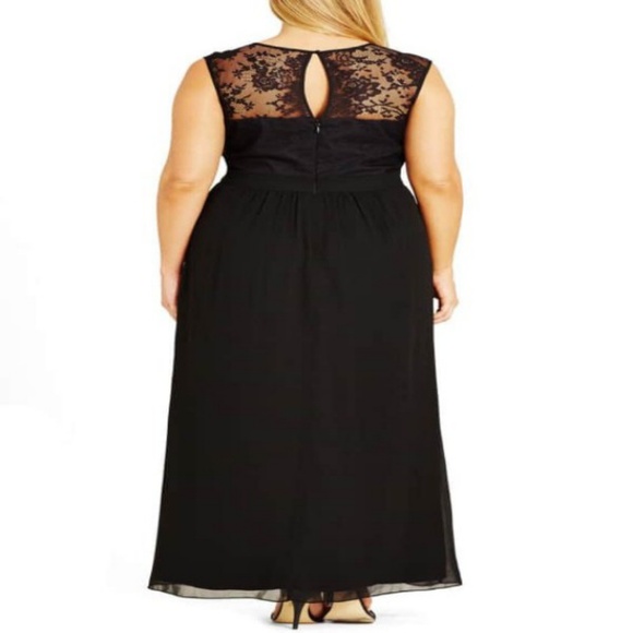 Beaded Lace Maxi Dress - Picture 4 of 6